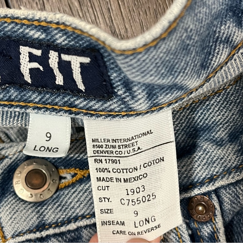 Cruel Girl Slim Fit Medium Wash Straight Leg Jeans Size 9 Long Retro Butter Mom - Picture 9 of 10